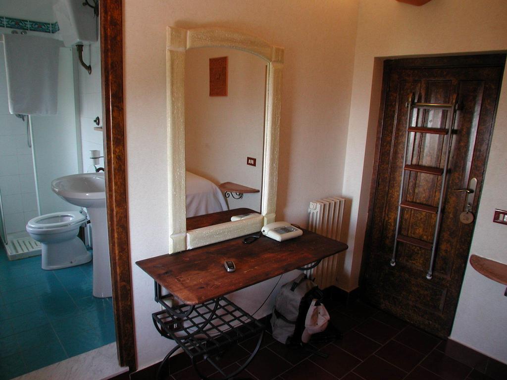 Eremo Hotel Casa Del Sorriso إريس المظهر الخارجي الصورة
