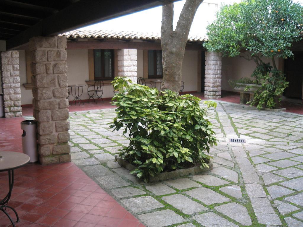 Eremo Hotel Casa Del Sorriso إريس المظهر الخارجي الصورة